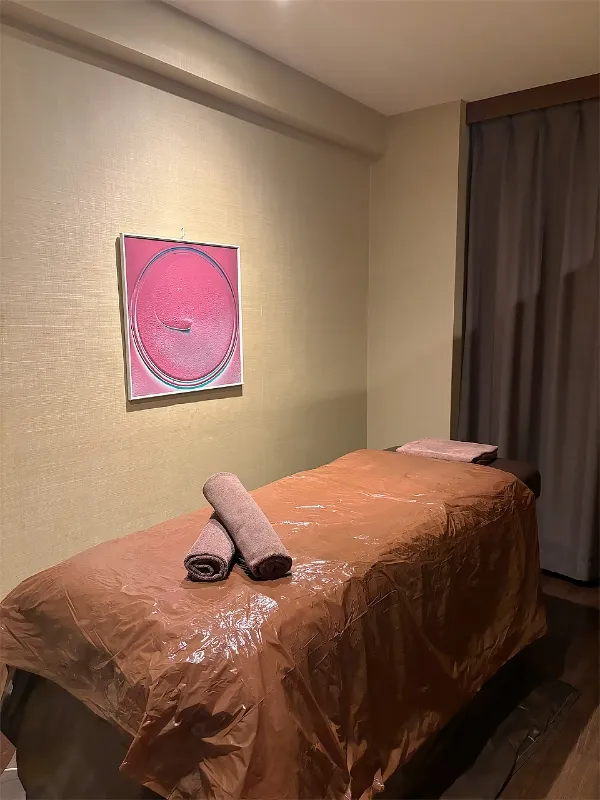 新宿新南口店 スライド画像 03