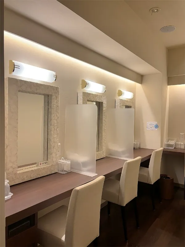 新宿新南口店 スライド画像 05