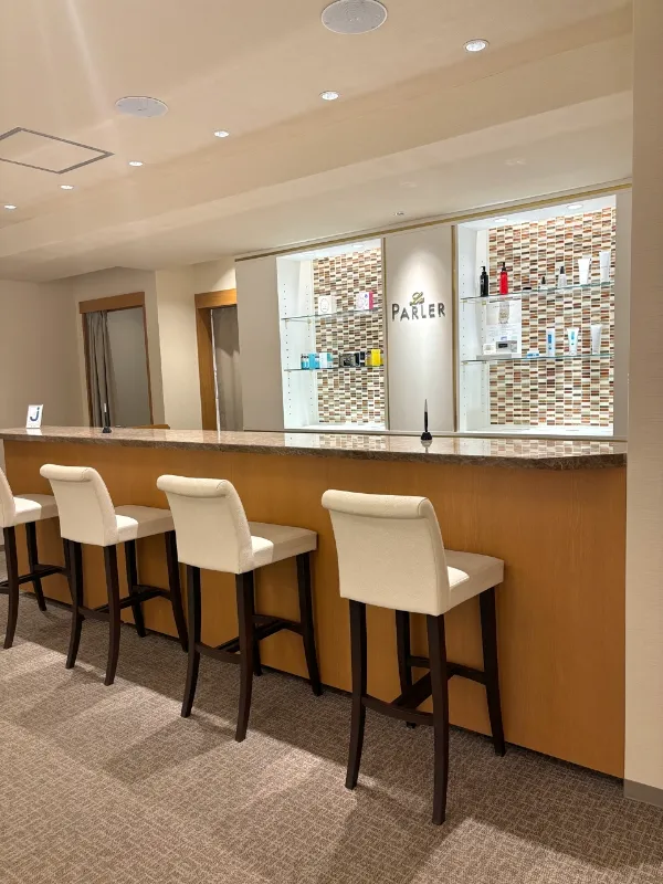 新宿新南口店 スライド画像 06