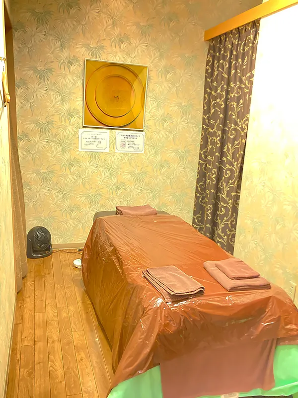 天神店 スライド画像 03