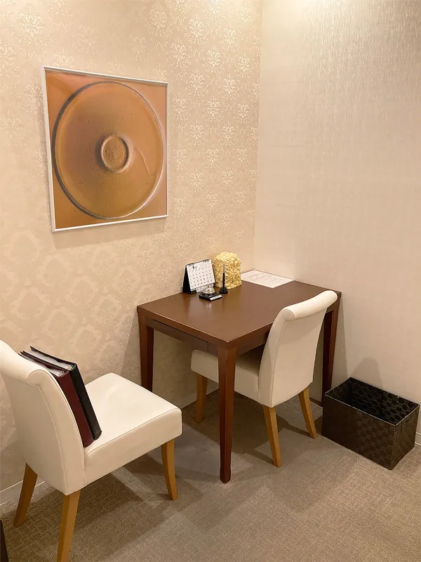 横浜本店 スライド画像 04