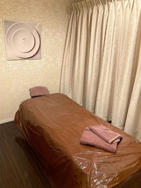 横浜本店 スライド画像 05